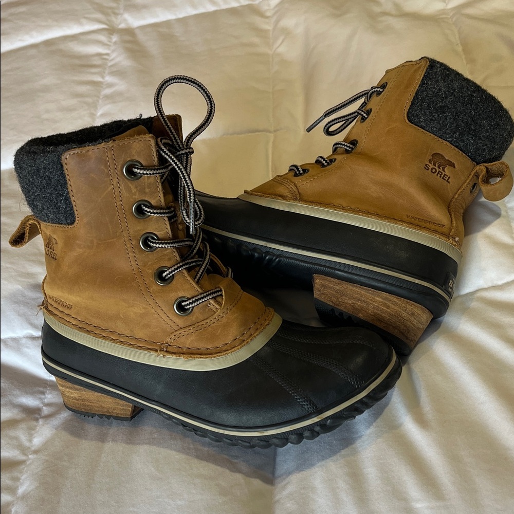 Sorel Short Duck Boots Ankle Booties